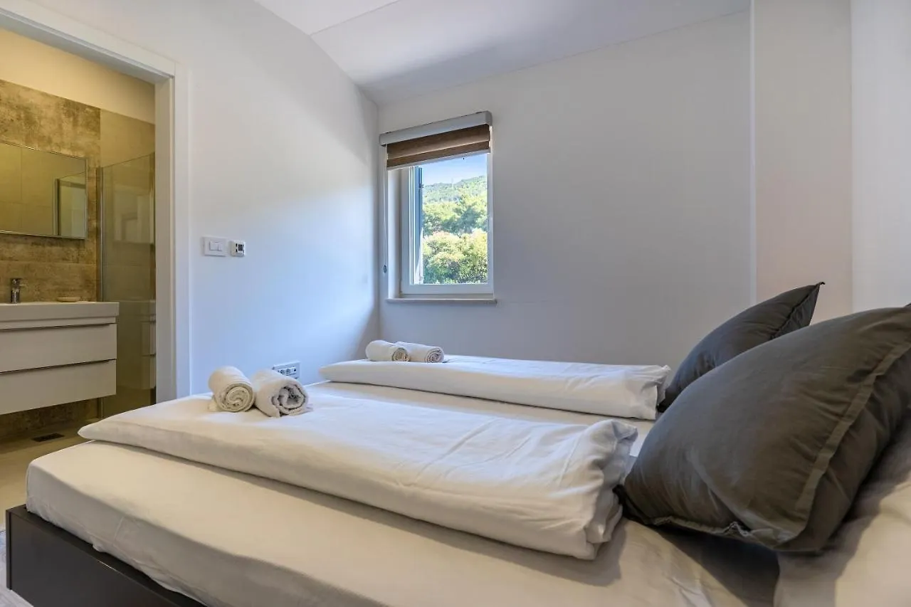 Sunrise Island Loft Apartment Cres